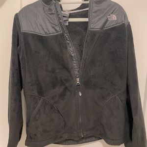 Soft Black Northface Fleece